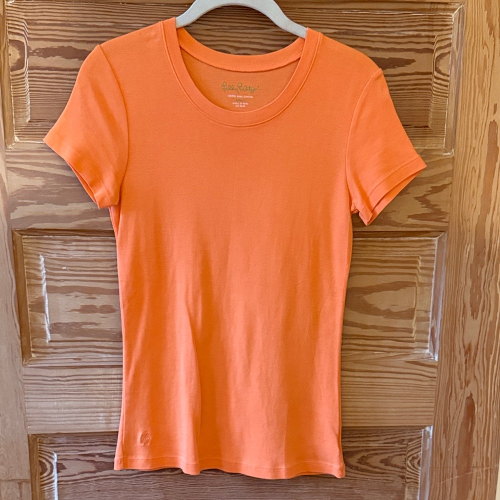 Lilly Pulitzer Orange Short Sleeved Shirt
Size small